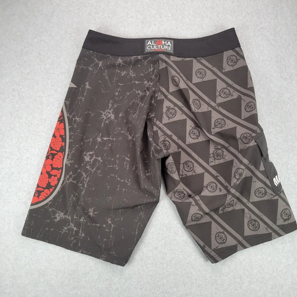 MauiBuilt Board Shorts Mens 32 Black Red Tribal Fishhook Floral Surf Trunks